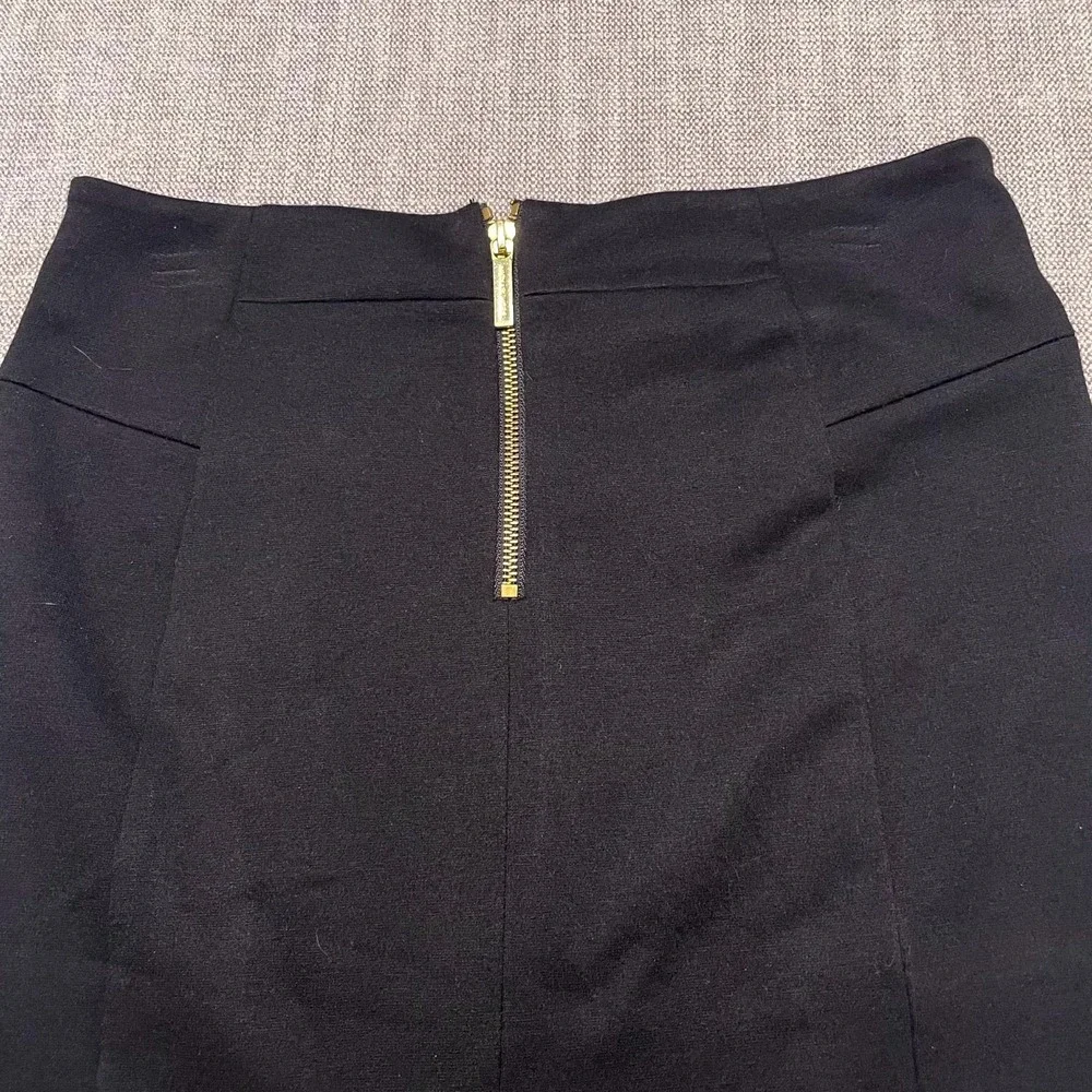 Michael Kors Black Pencil Skirt Womens 6 Gold Zip Accents Modern Minimalist